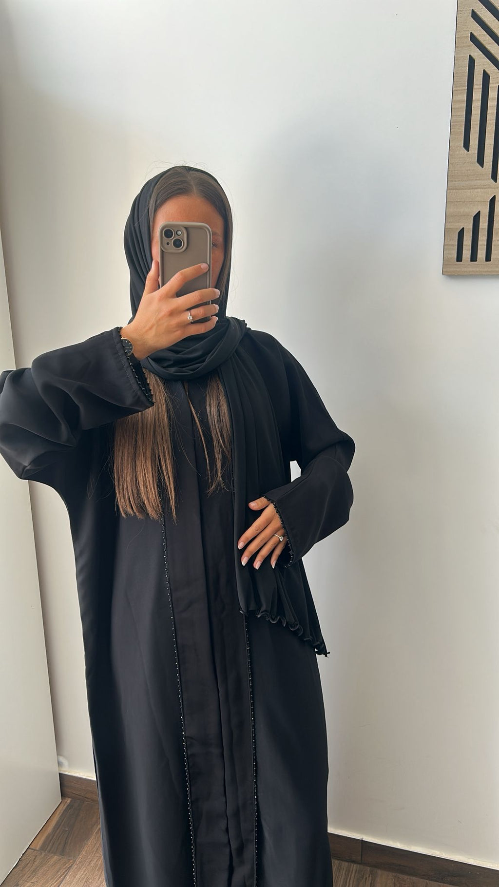 Abaya Nejm